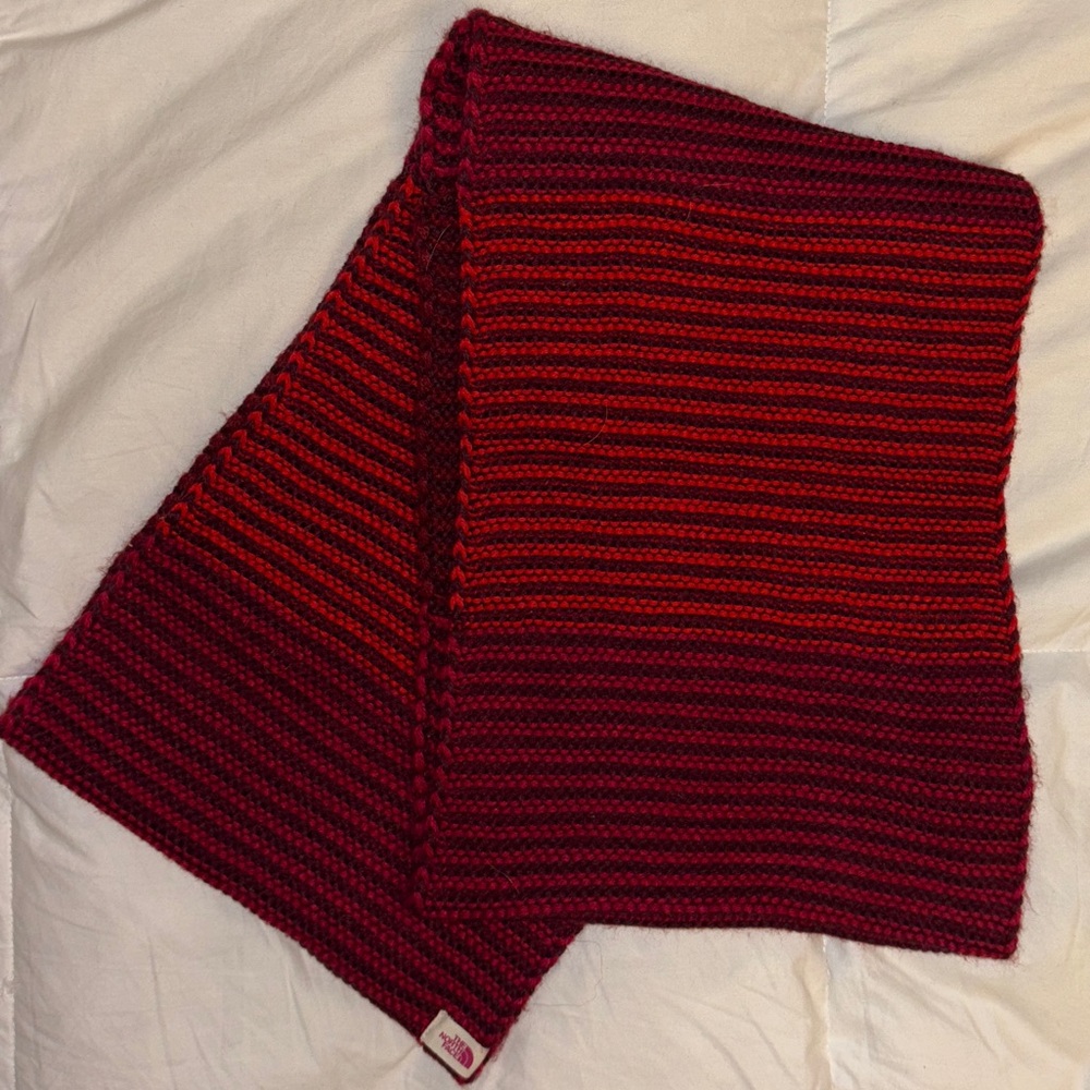Burgundy and Red toned The North Face Circular Scarf